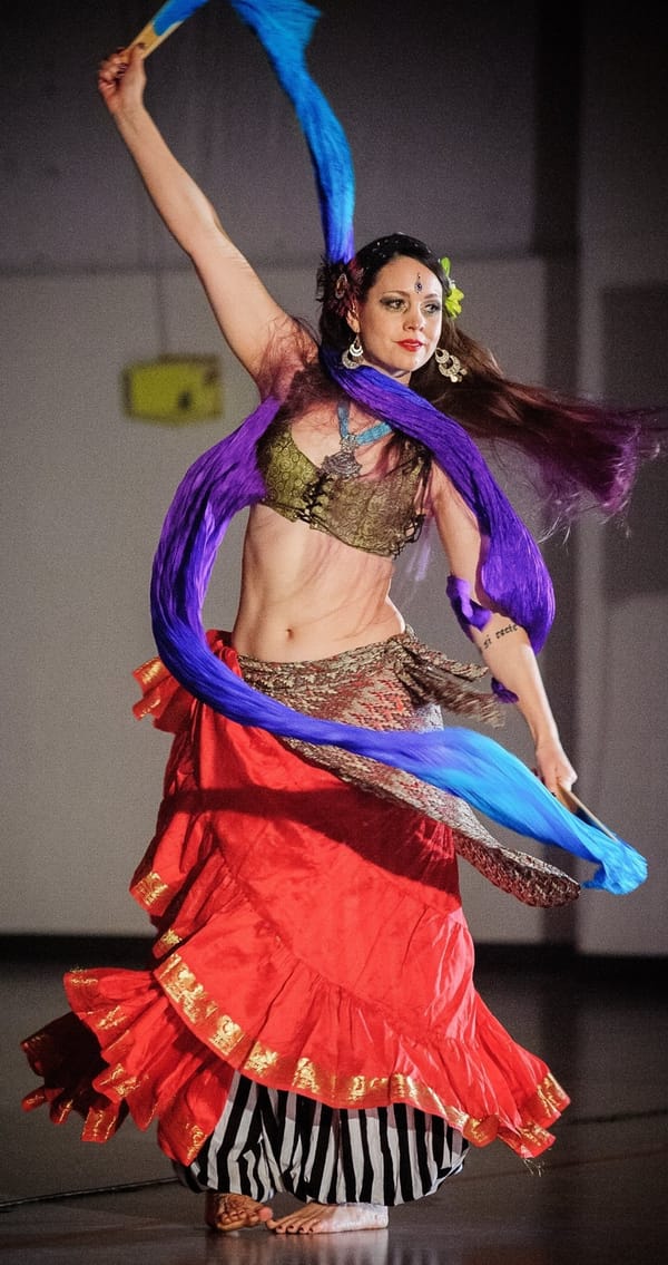 Me performing at FlowMotion Symposium 2016.